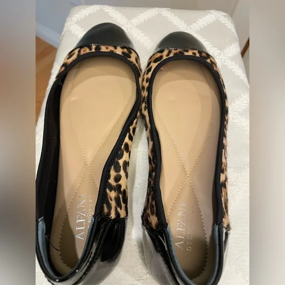 Alfani Stepflex Size 10 Leopard Print Leather Upper Flats - Picture 5 of 7